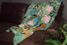 Load image into Gallery viewer, Suzani Throw - Mint Green