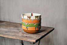 Load image into Gallery viewer, Brown Flower Soup Bowl