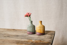 Load image into Gallery viewer, Mini Earthenware Bud Vase
