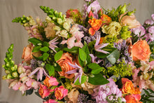 Load image into Gallery viewer, The Garden Posy