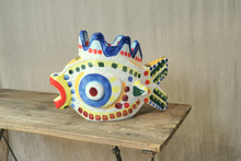 Load image into Gallery viewer, Ottolenghi Vase 01 - Queen Fish
