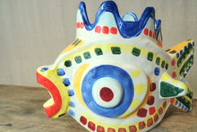 Load image into Gallery viewer, Ottolenghi Vase 01 - Queen Fish
