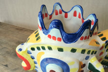 Load image into Gallery viewer, Ottolenghi Vase 01 - Queen Fish
