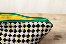 Load image into Gallery viewer, Recycled Cotton Washbag

