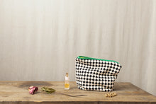 Load image into Gallery viewer, Recycled Cotton Washbag
