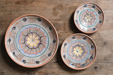 Load image into Gallery viewer, Pastel Flower Handmade Plates
