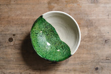 Load image into Gallery viewer, Exposed Clay Tamegroute Bowl - Green
