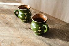 Load image into Gallery viewer, Spotted Green Mug
