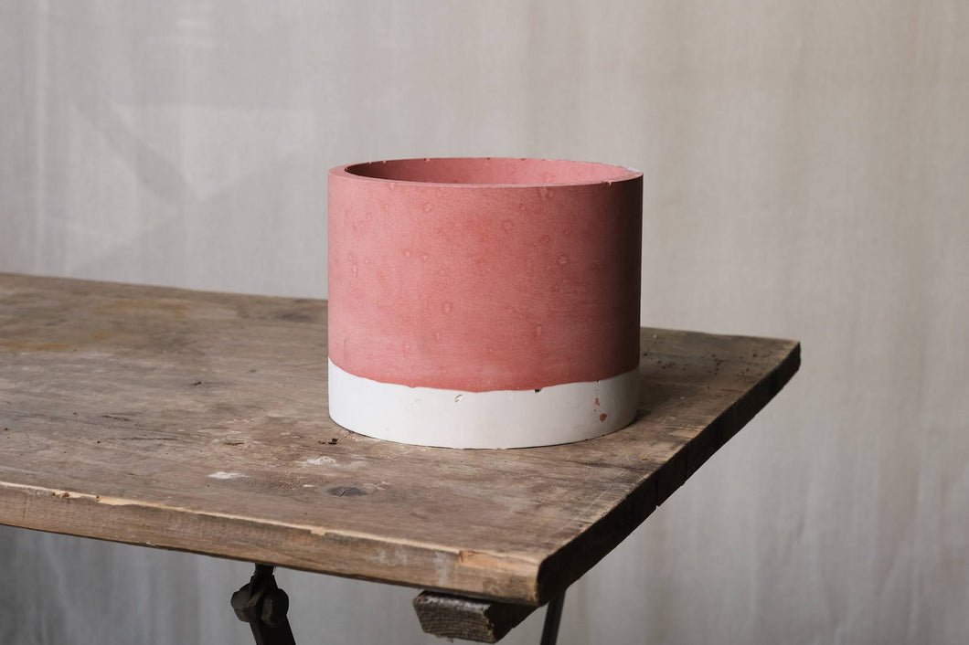 Terracotta & White Hand-Cast Concrete Pot - Dia: 13cm