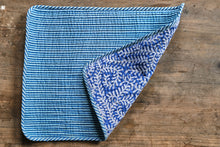 Load image into Gallery viewer, Quilted Cotton Reversible Placemat - Blue
