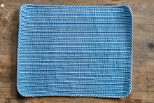 Load image into Gallery viewer, Quilted Cotton Reversible Placemat - Blue

