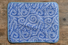 Load image into Gallery viewer, Quilted Cotton Reversible Placemat - Blue
