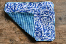Load image into Gallery viewer, Quilted Cotton Reversible Placemat - Blue
