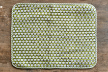 Load image into Gallery viewer, Quilted Cotton Reversible Placemat - Green
