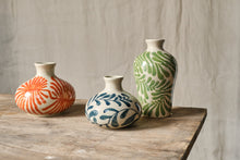 Load image into Gallery viewer, Plant Patterned Vases
