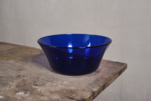 Load image into Gallery viewer, Blue Glass Serving Bowl
