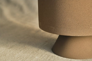 Matte Desert Taupe Urn Style Pot - Dia: 18cm